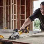 Dewalt DCS571P1 Máy cưa cầm tay Dewalt  5Ah-18V