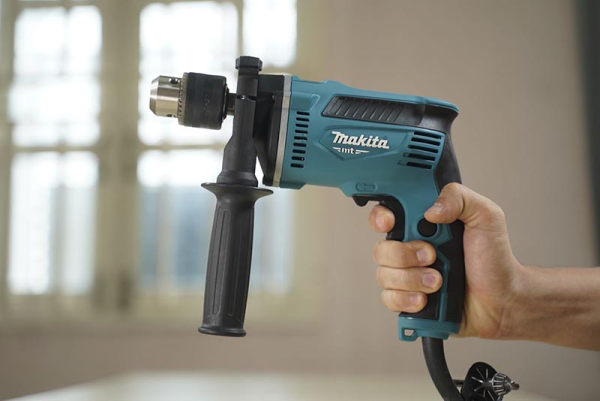 M6200B Máy khoan Makita (13mm)