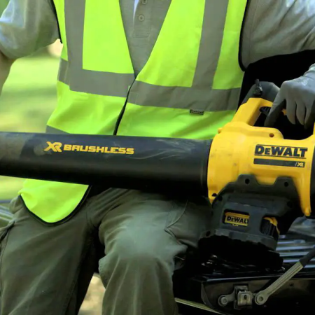 DCM562N Máy Thổi Pin Dewalt (không kèm pin sạc)